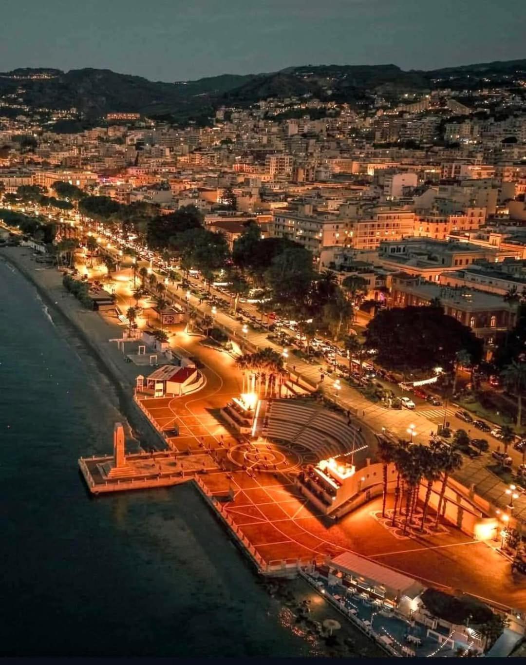 La Casita Lägenhet Reggio di Calabria Exteriör bild